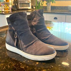 Miz Mooz blue/gray leather booties. Sz 39